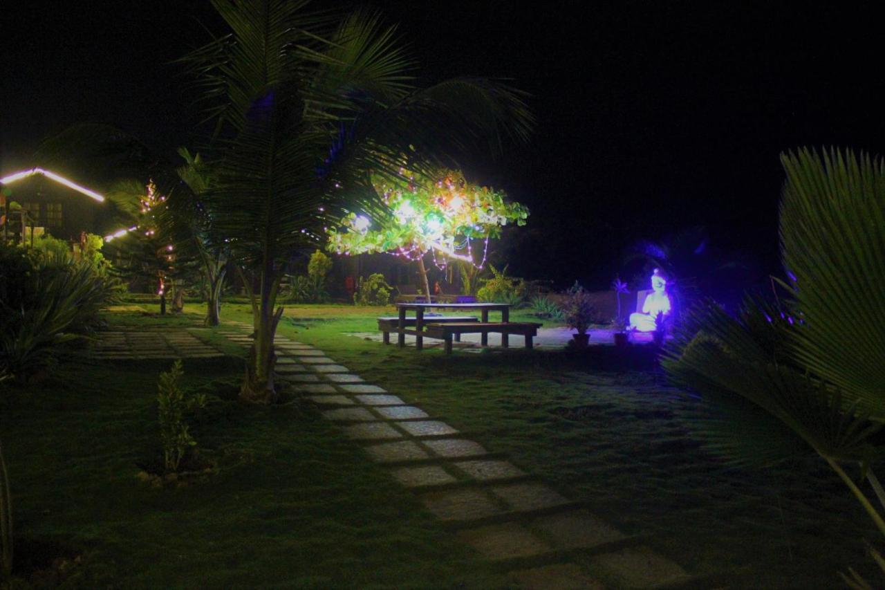 Lotus Sutra Hotel Arambol Ngoại thất bức ảnh